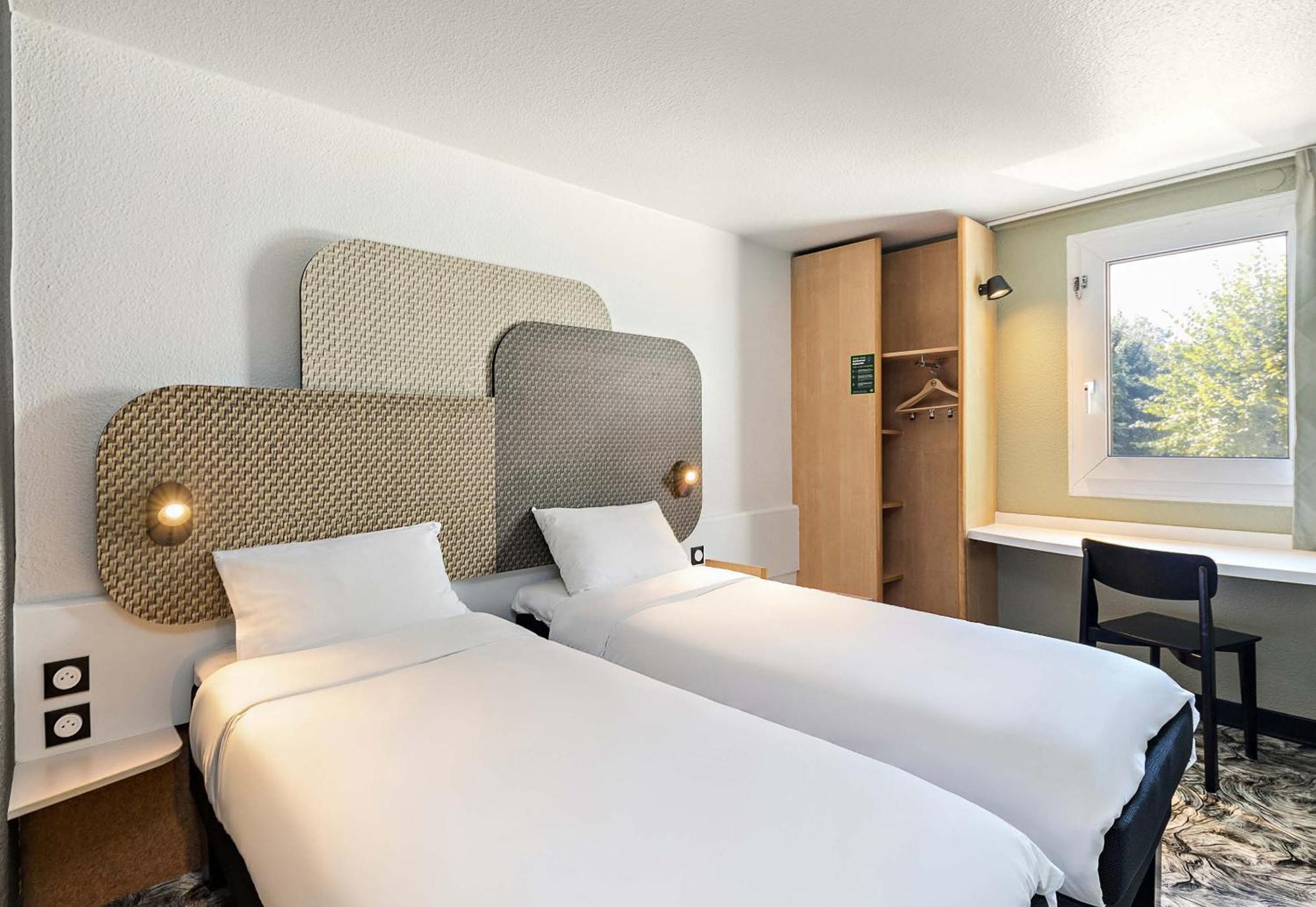 Hotel Centre Rive Droite 3*